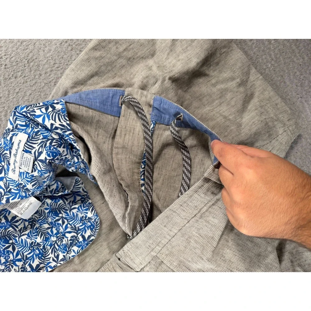 Tommy Bahama Shorts Men 3XLT (44x10) Gray Linen‎ Pleated Chino Drawstring